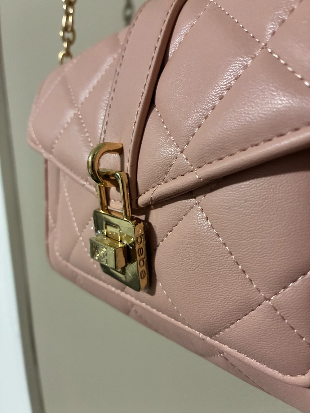 bebe Quilted Light Pink Chain Strap Crossbody Bag - Picture 2 of 4